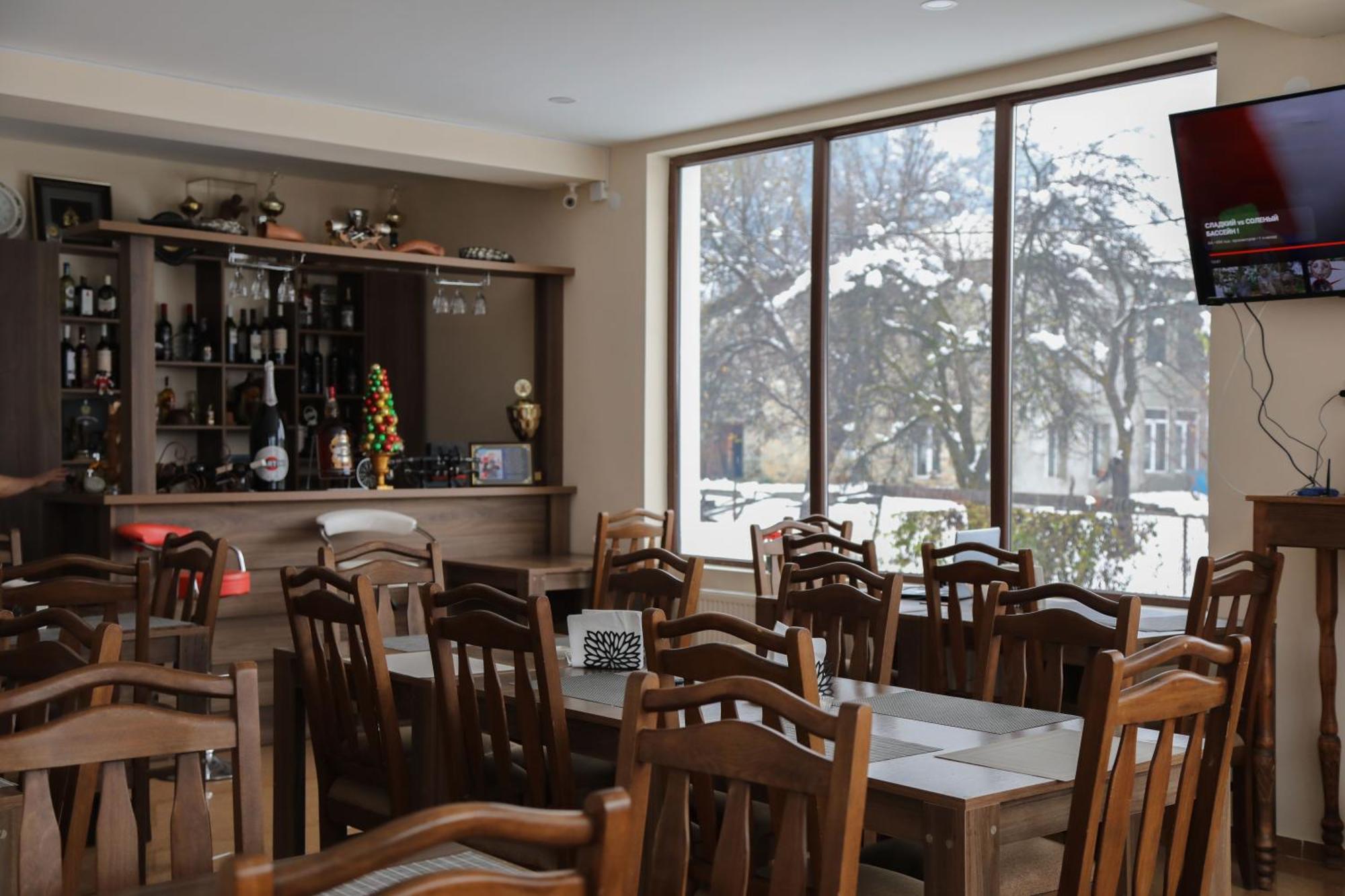 Hotel Ramaz Paliani メスティア エクステリア 写真